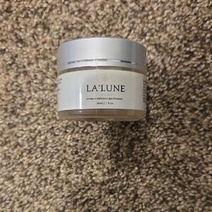 Wrinkle Freezing Moisturizer - Elegant White